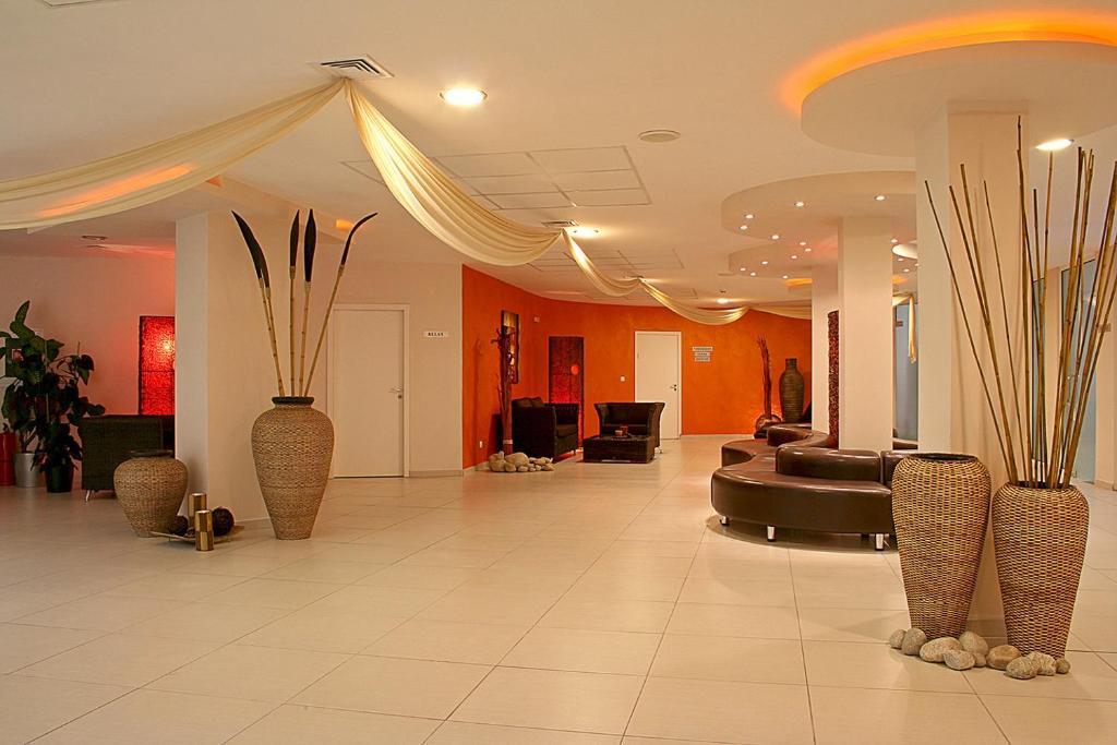Aqua Azur Hotel Святые Константин и Елена Экстерьер фото